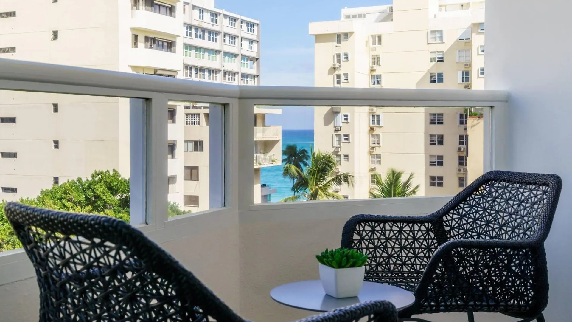 AC Hotel by Marriott San Juan Condado 4*,